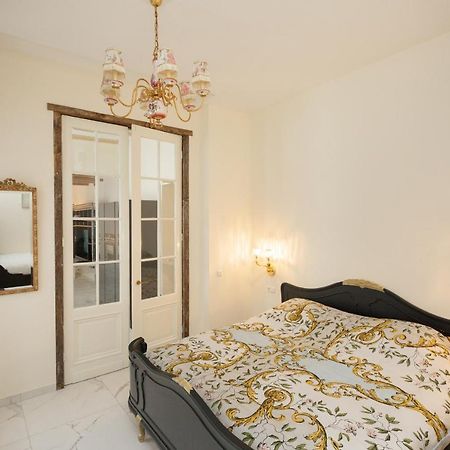 The Golden Gardens - R.Q.C. Apartman Hága Kültér fotó