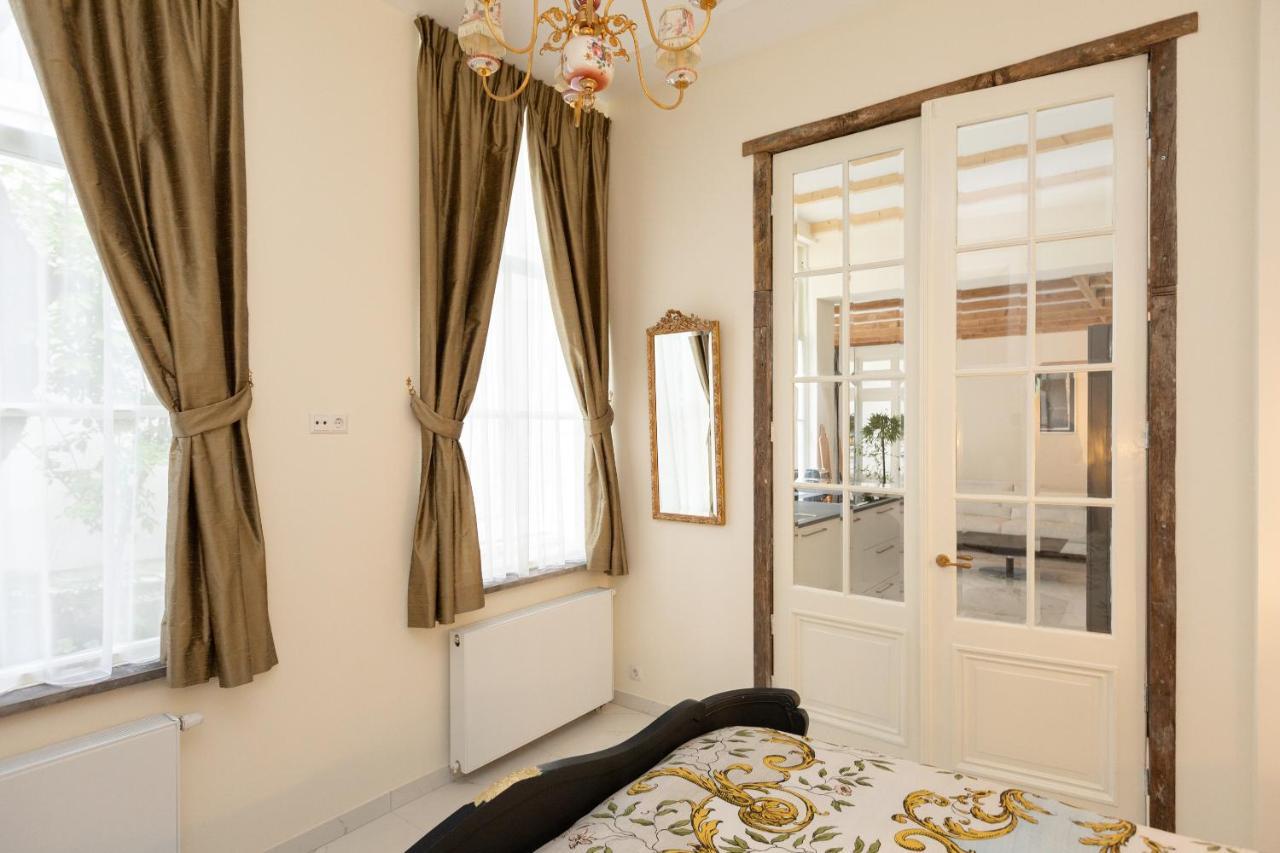 The Golden Gardens - R.Q.C. Apartman Hága Kültér fotó